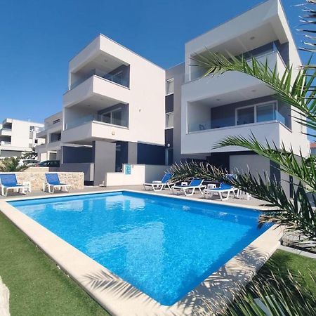Villa Mateo Novalja Exteriör bild